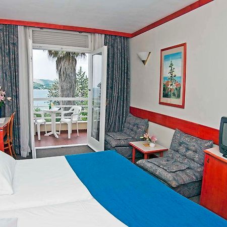 Hotel Astarea 2 à Mlini Extérieur photo
