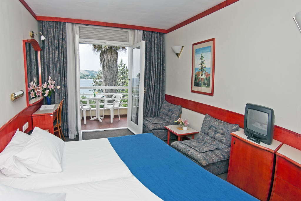 Hotel Astarea 2 à Mlini Extérieur photo